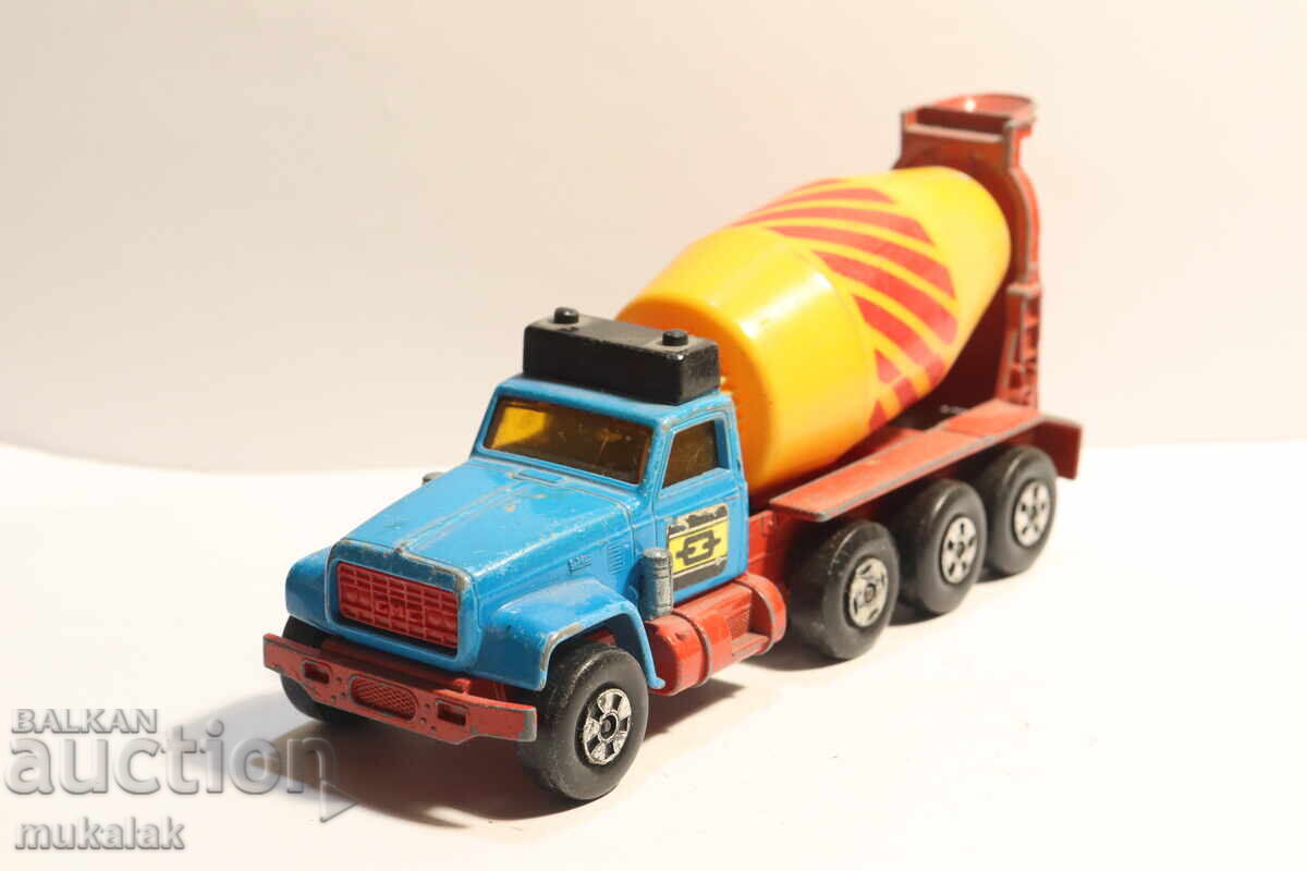 Licitație MATCHBOX BETONIERĂ MIXER CAMION MODEL