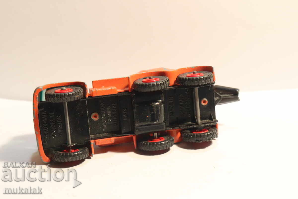 MATCHBOX Concrete Mixer Truck Model - 7