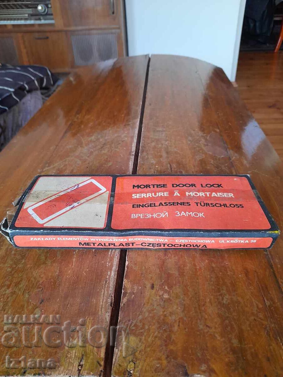 Vechi lacăt Varimex