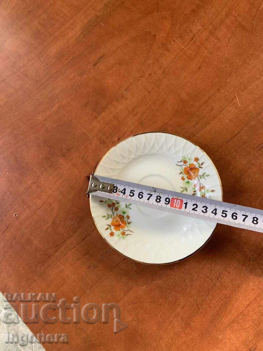 FARFURIE DIN PORȚELAN, CHIUVETĂ, BULGARIA, PENTRU COLECȚIE cu preț € 3.00 | 5.87 BGN