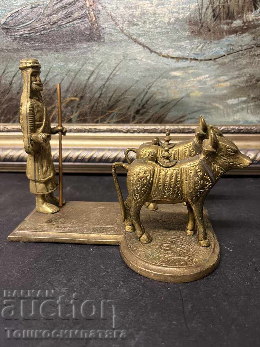 Колекционерска,бронзова мастилница или маслена лампа с цена € 60.00 | 117.35 лв.