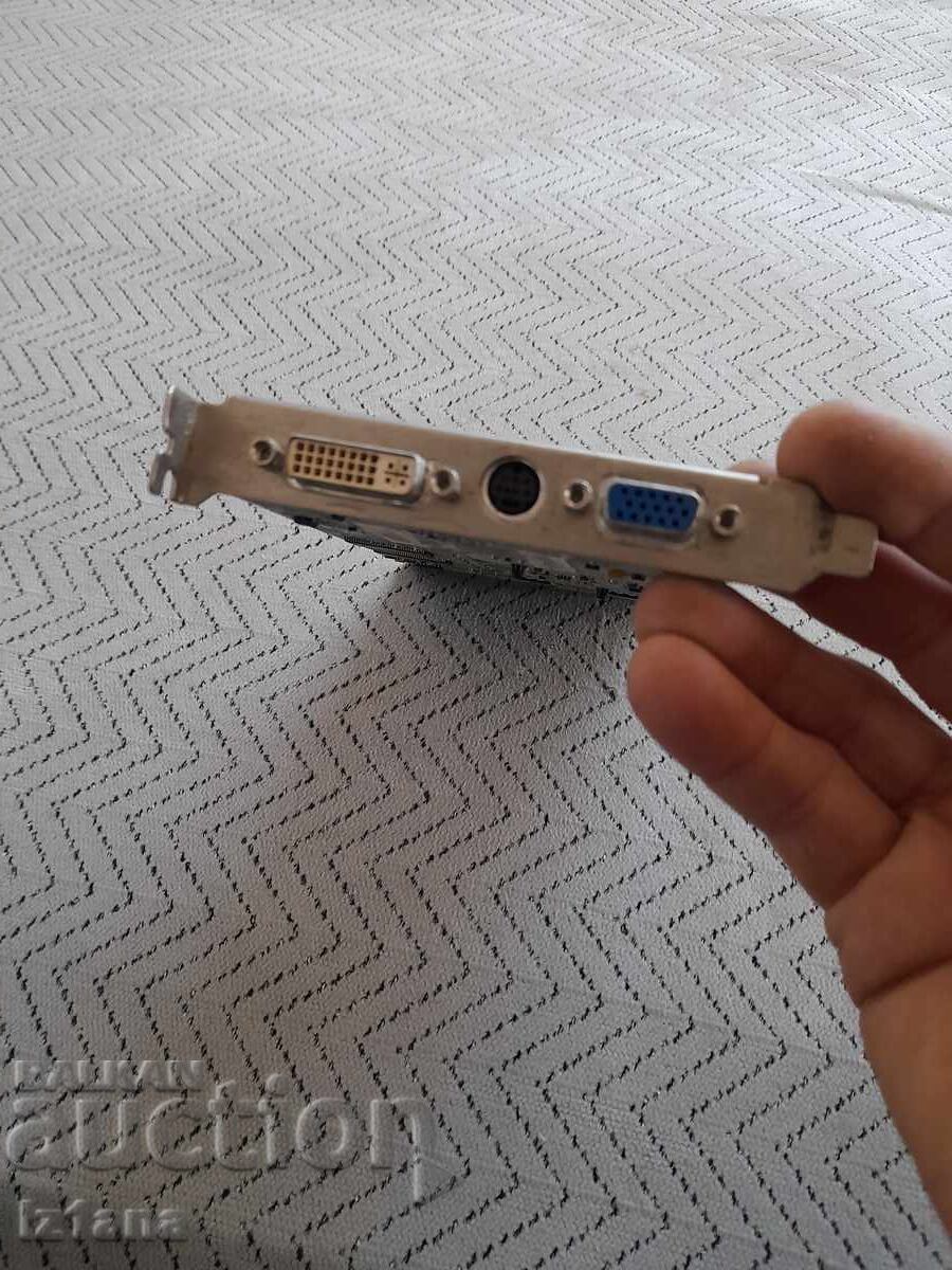 Видеокарта C1VF30 - 7 Видеокарта C1VF30 - 7