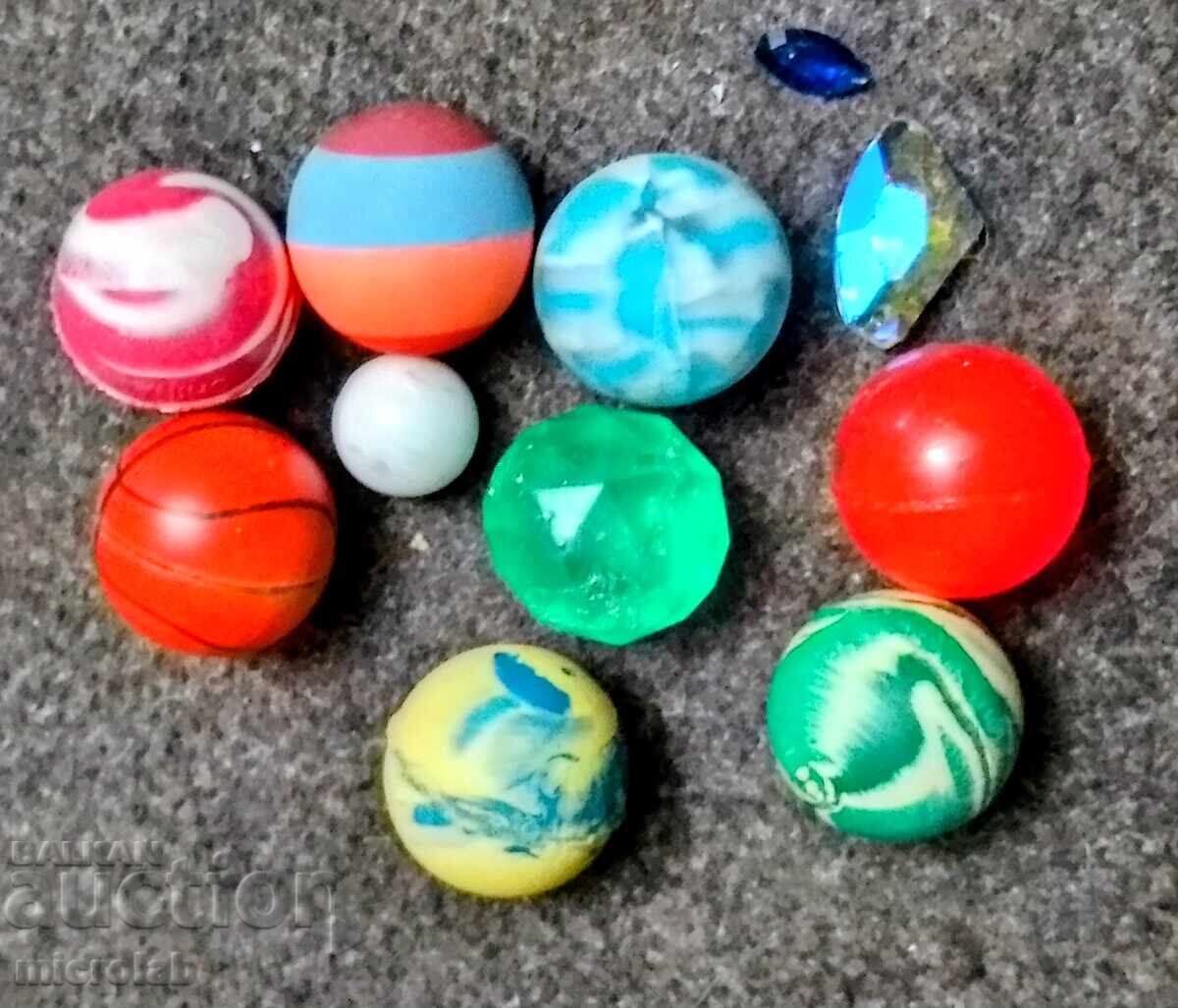 Livrarea Lot suveniruri și mărunțișuri