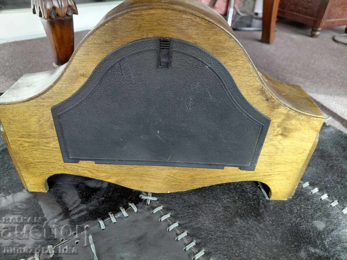 Livrarea Ceas de masă VESNA