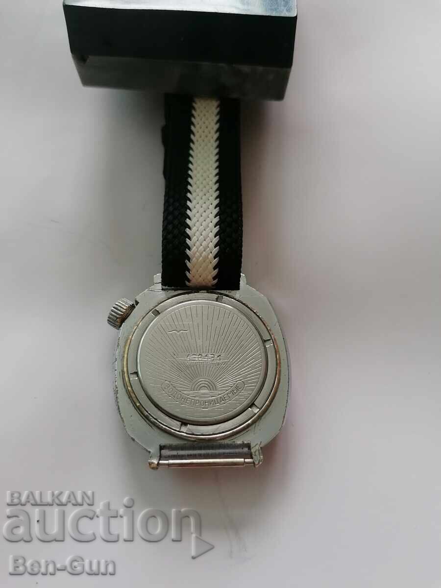 Ceas mecanic sovietic de mână - 6