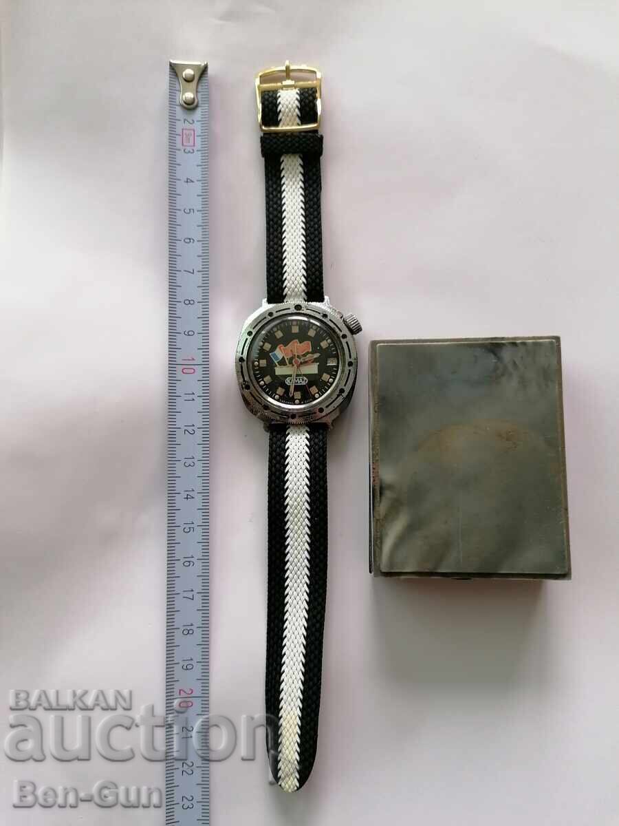 Ceas mecanic sovietic de mână