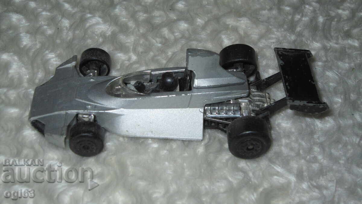 Κολεξιόν Ματςμπόξ 2 με τιμή € 9.99 | 19.54 BGN