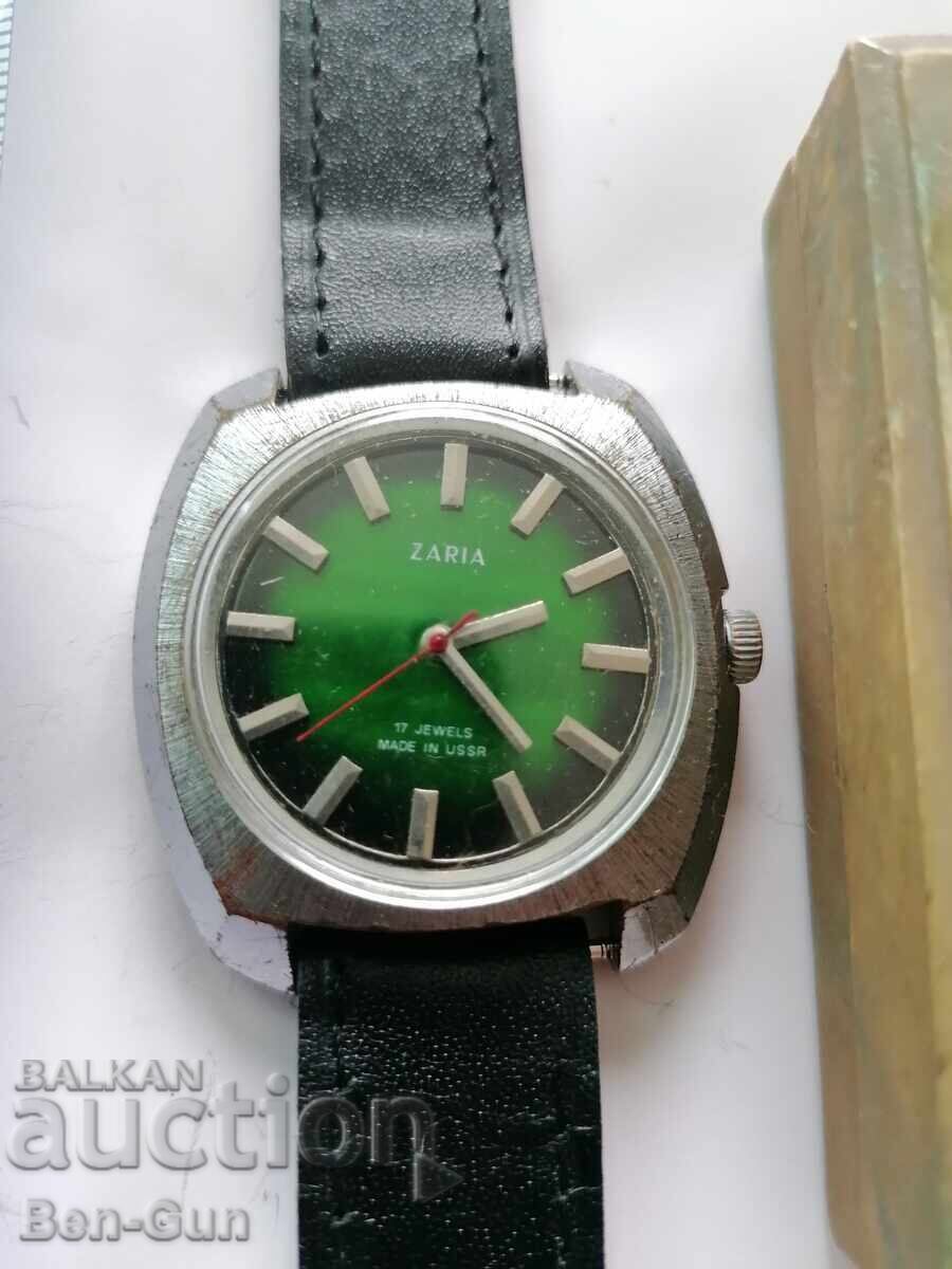 Ceas mecanic sovietic de mână cu preț € 35.00 | 68.45 BGN