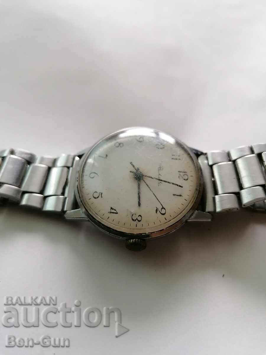 Livrarea Ceas mecanic sovietic de mână