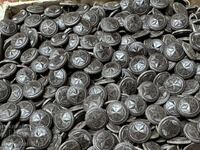 Lot Nasturi de Ofițer—300 bucăți