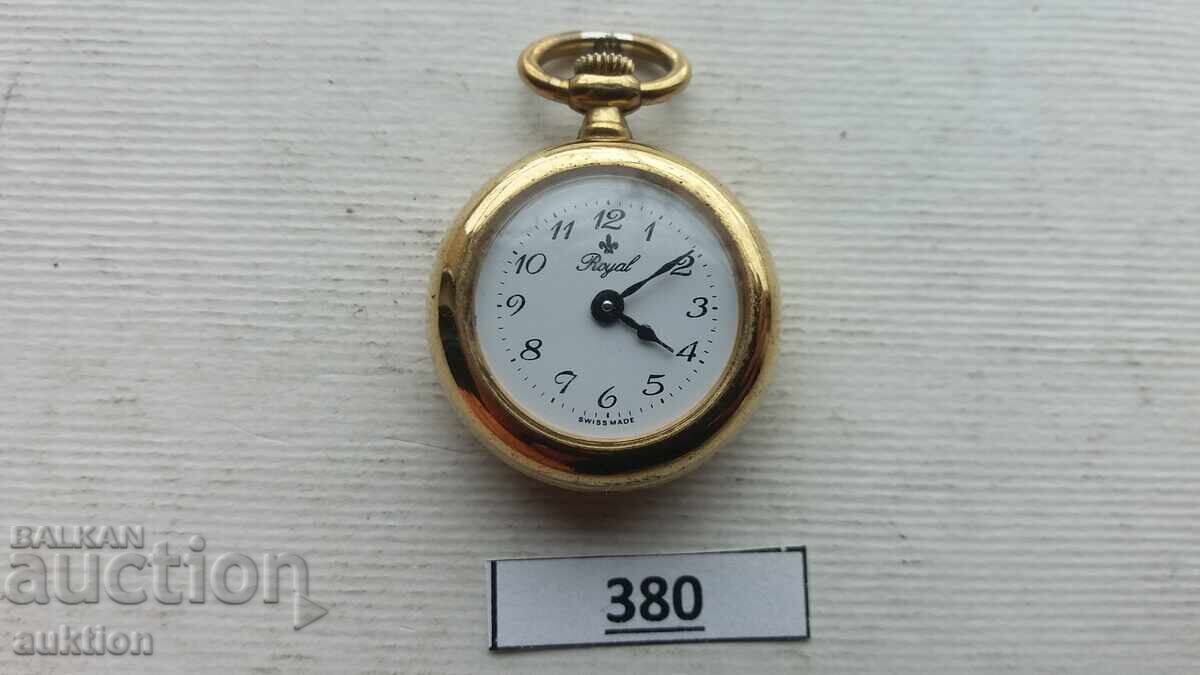 Аукцион Красив Дамски Швейцарски Часовник ROYAL, Колие, Mедальон