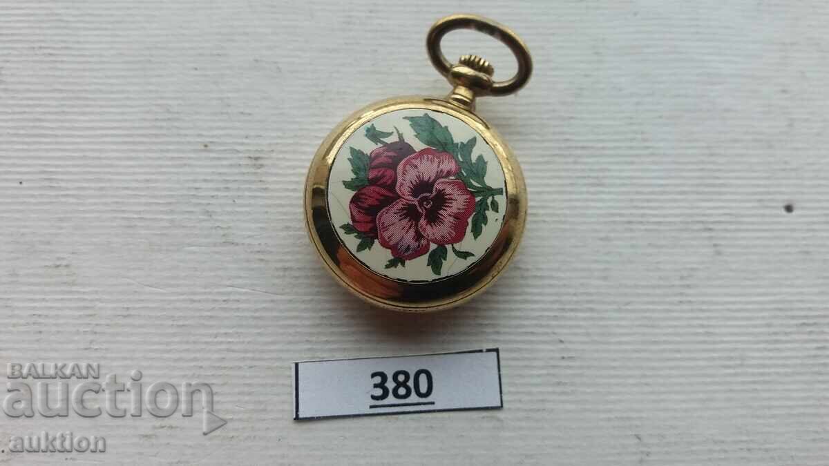 Доставка на Красив Дамски Швейцарски Часовник ROYAL, Колие, Mедальон