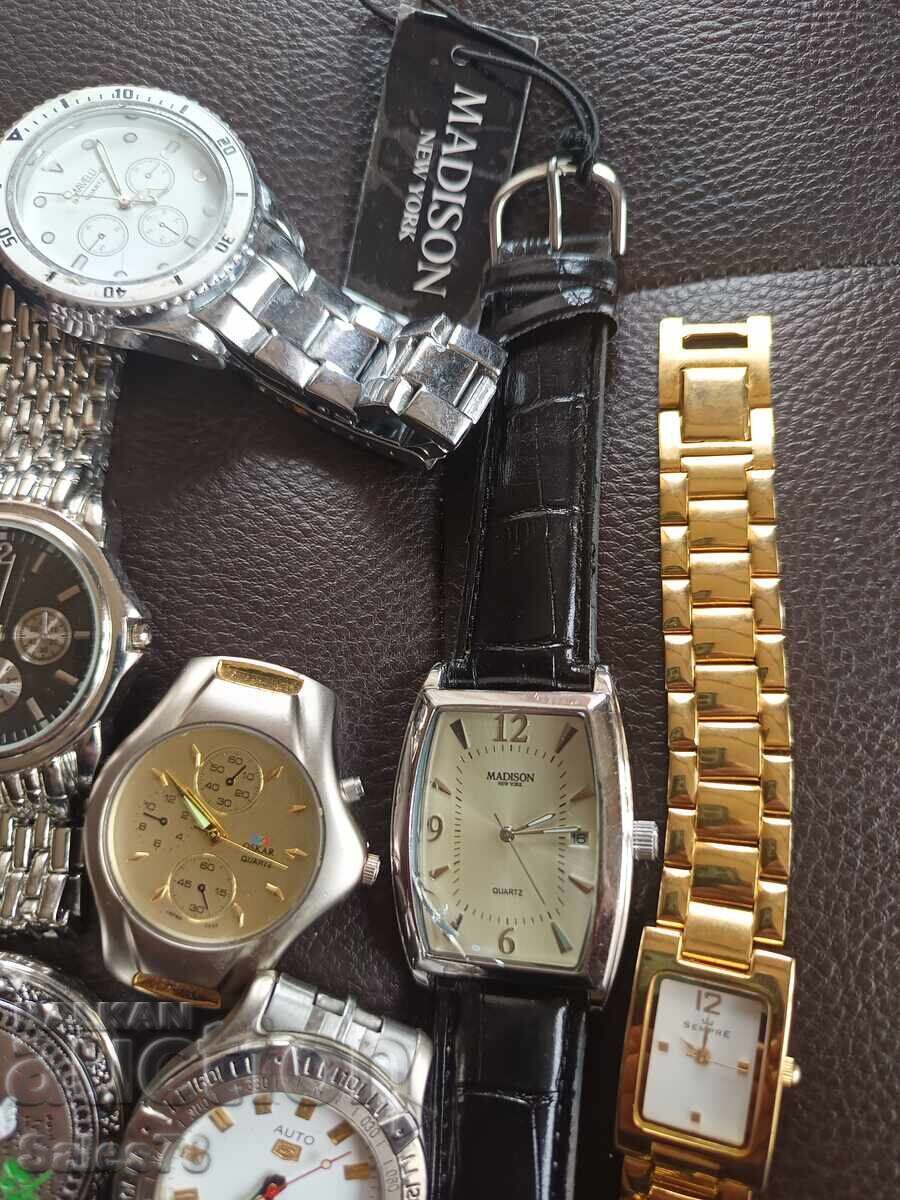 Livrarea Lot de ceasuri bărbați și femei