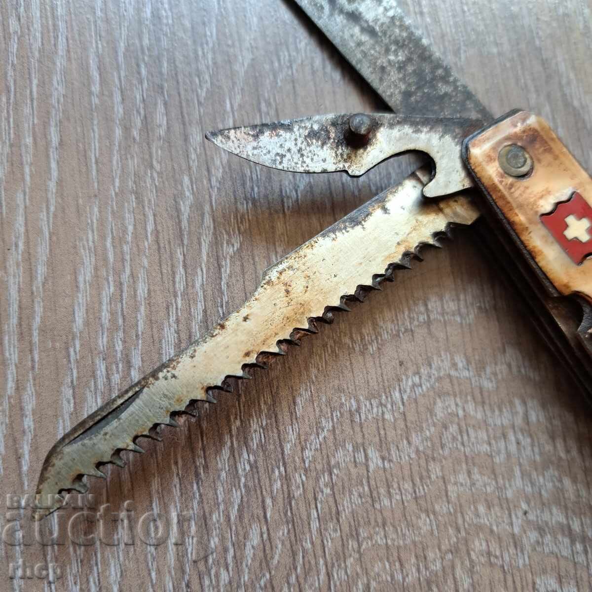 Primul briceag elvețian! cu preț € 25.00 | 48.90 BGN