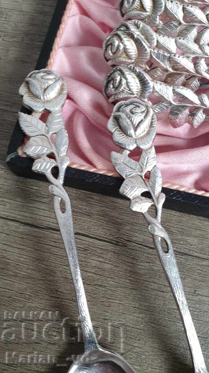 Set of silver-plated dessert forks and spoons - 5