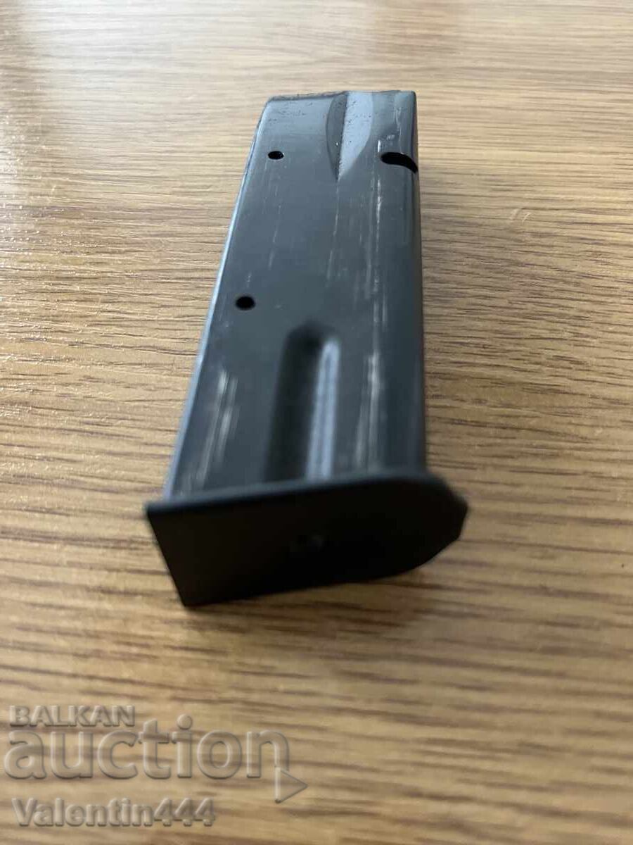 Licitație Încărcător pistol "ARKUS - 94", cal. 9x19mm