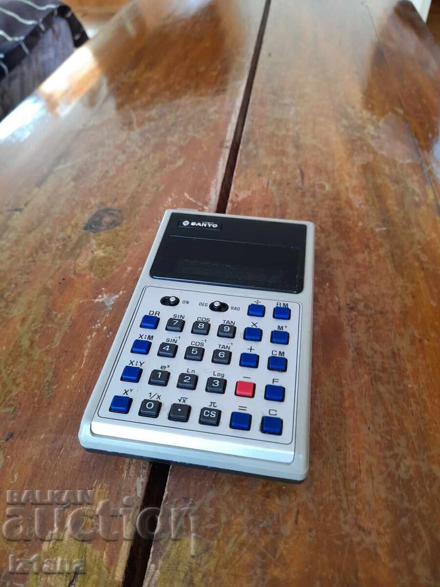Calculator vechi Sanyo CZ-8106