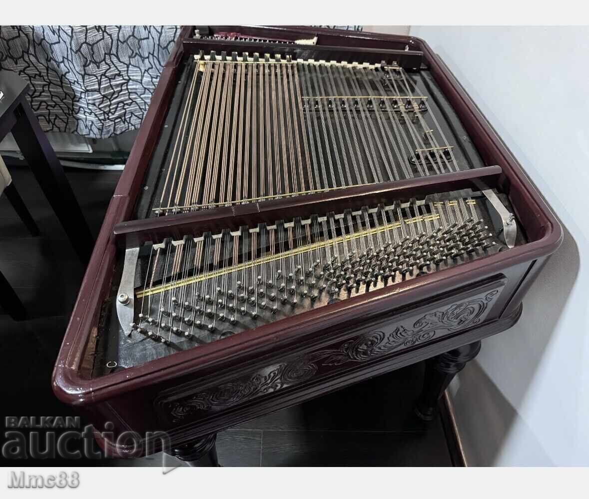 Тамбал artex будапеща с цена € 1700.00 | 3324.91 лв.