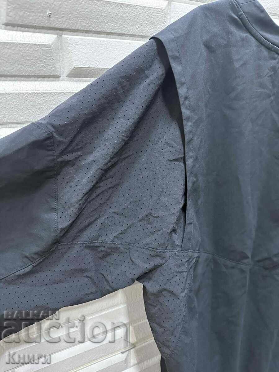 Auction  Nike t-shirt - size XL