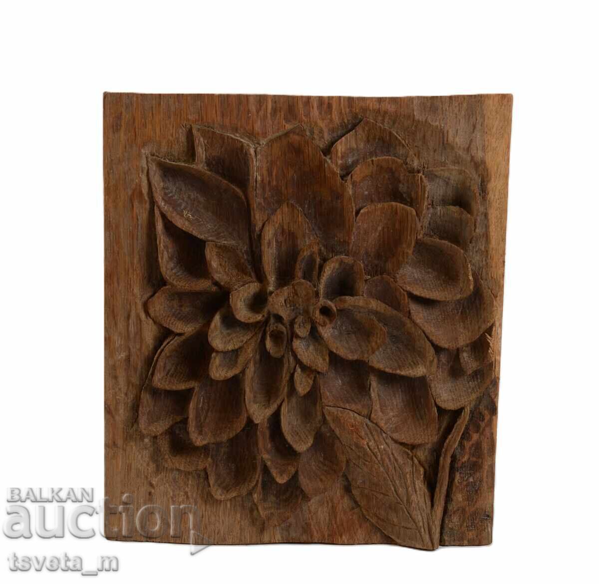 Дърворезба ръчна изработка цвете