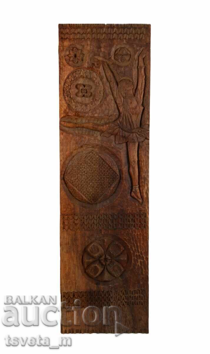 Hand-carved woodcarving ballet