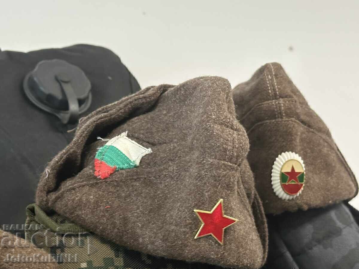 Λοτ Στρατιωτικές κάπες-Σαγιάκ—2 τεμάχια