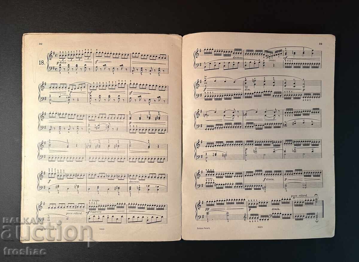 Παράδοση Παλαιό Βιβλίο Μουσικών Παρτιτούρων από Γνωστούς Συνθέτες