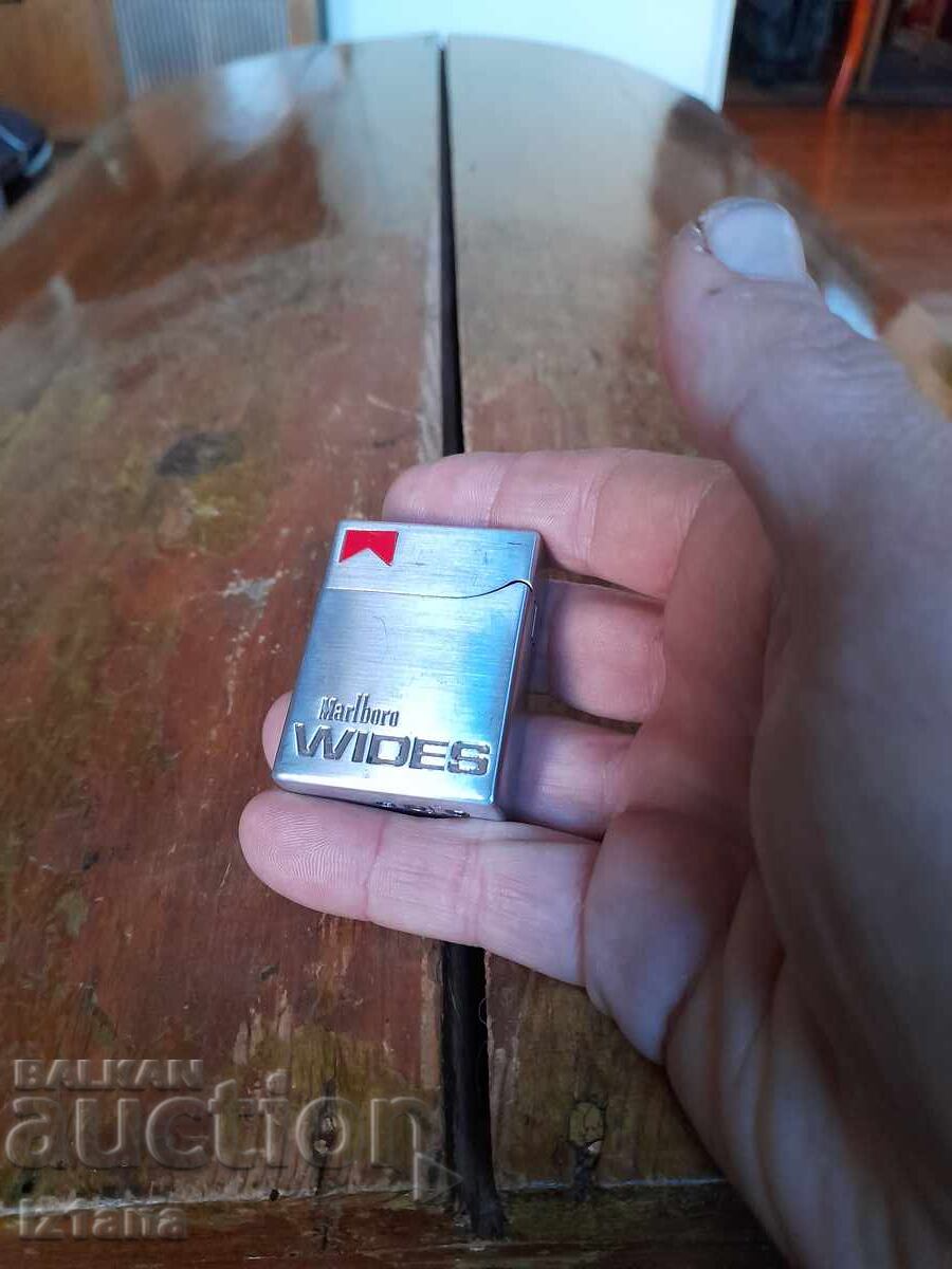Brichetă veche Marlboro Wides cu preț € 19.00 | 37.16 BGN