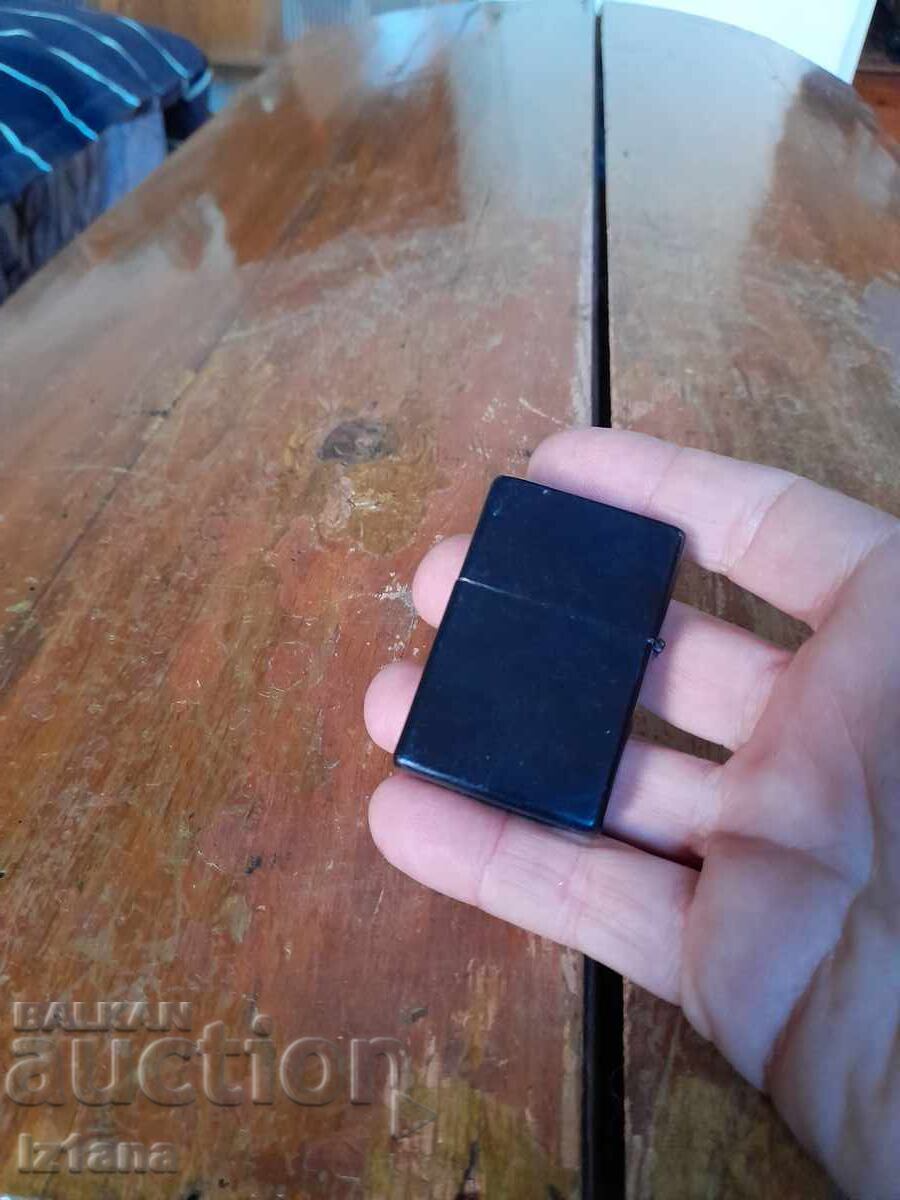 Auction  Old Marlboro Zorr lighter