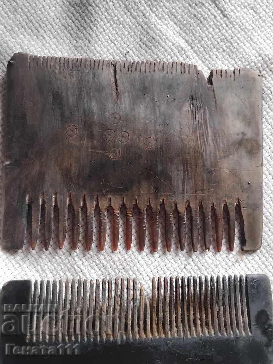 Παράδοση Παλιά χτένια από κέρατο