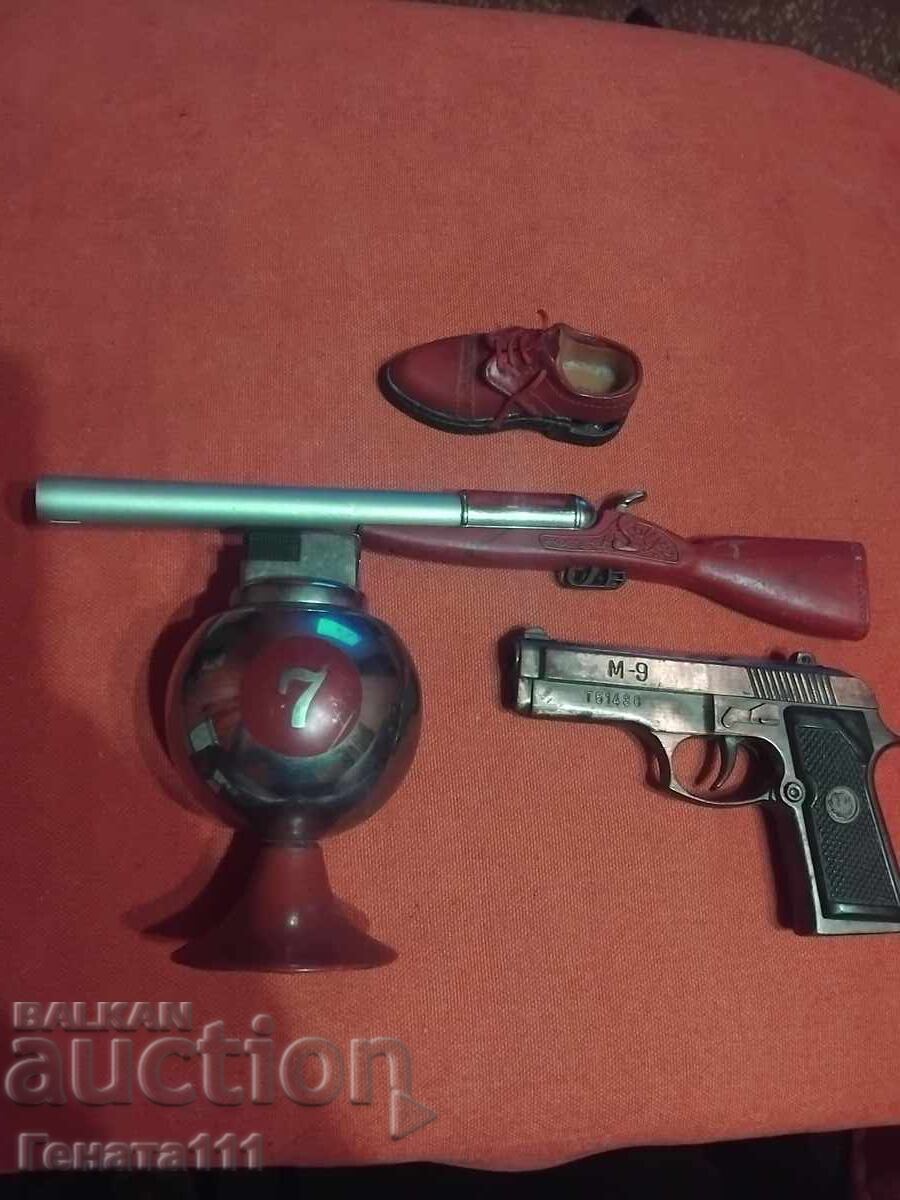 Lot brichete pentru colecție cu preț € 15.00 | 29.34 BGN Lot brichete pentru colecție cu preț € 15.00 | 29.34 BGN