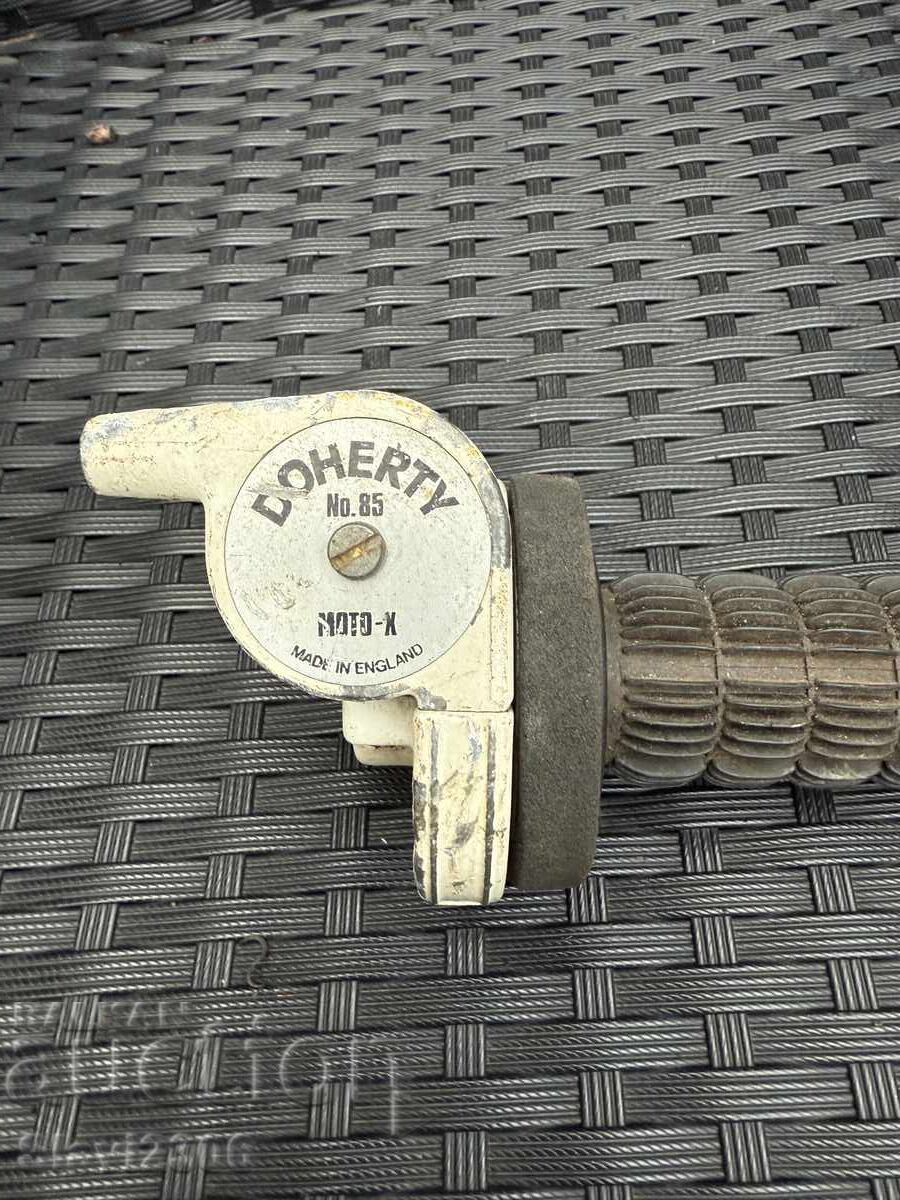 Console - Fast throttle for a motorcycle