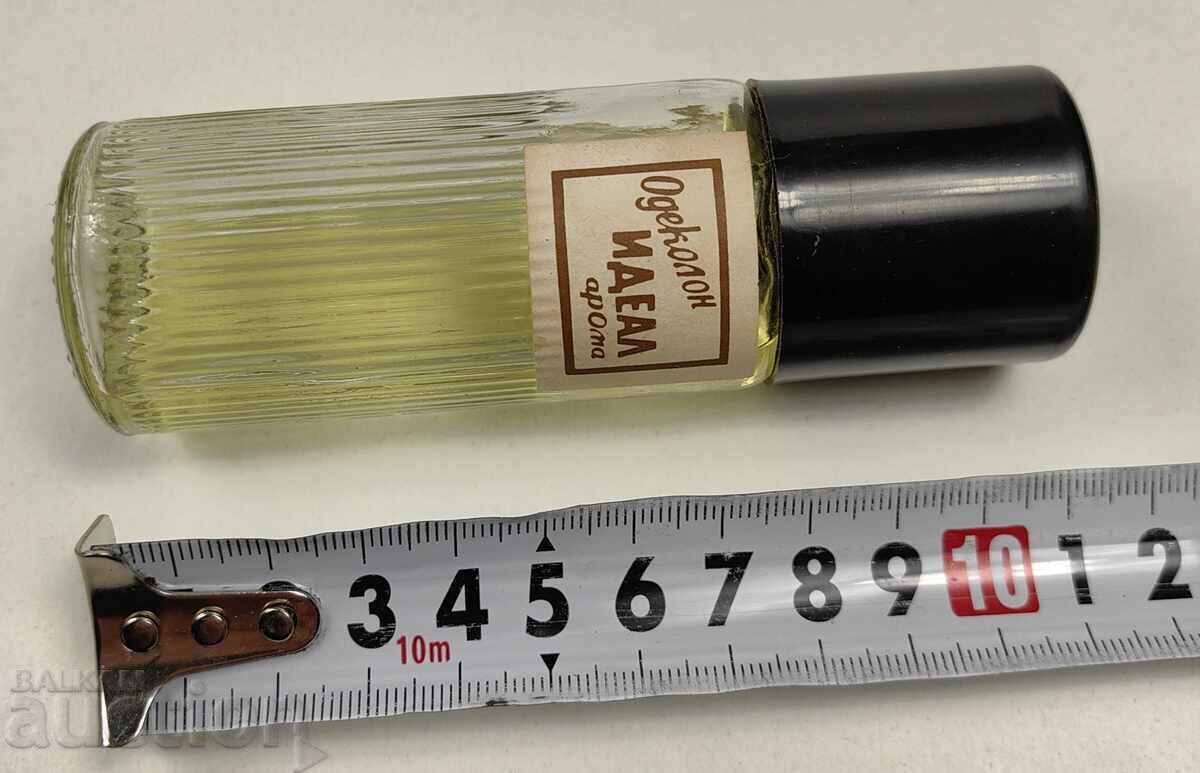 COLOGNE IDEAL STICLĂ SOCIALISTĂ STICLUȚĂ PARFUM AROMĂ SOCIALISTĂ R.P.B cu preț € 12.00 | 23.47 BGN