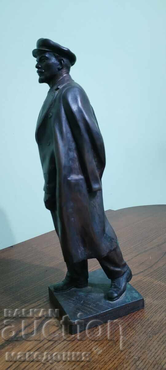 Доставка на Ленин - статуетка, бюст, бронз.