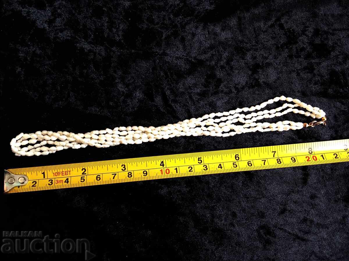 Колие от сладководни оризови перли с цена € 25.00 | 48.90 лв. Колие от сладководни оризови перли с цена € 25.00 | 48.90 лв.