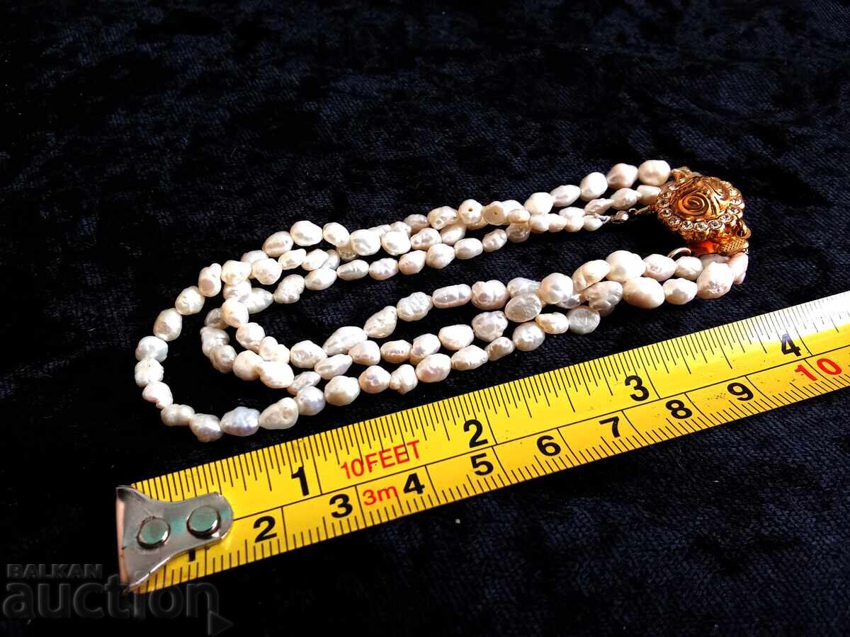 Колие от сладководни оризови перли с цена € 25.00 | 48.90 лв.