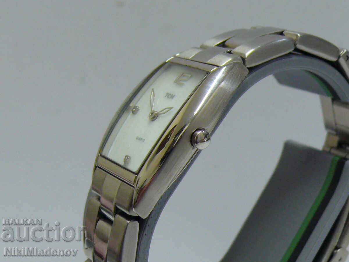 Auction  From 1 cent Women's New TCM wristwatch, working