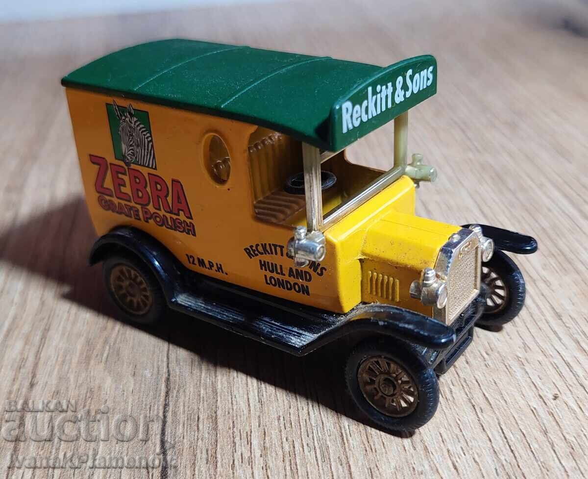 Μεταλλικά αυτοκινητάκια για συλλέκτες, 3 τεμάχια - 5 Μεταλλικά αυτοκινητάκια για συλλέκτες, 3 τεμάχια - 5