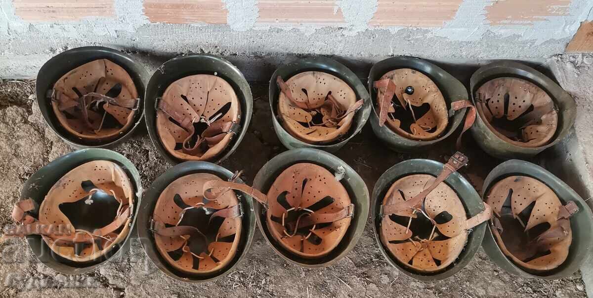 Δημοπρασία 10 Τεμάχια στρατιωτικά κράνη. BZC. Δείτε και τις υπόλοιπες δημοπρασίες μου Δημοπρασία 10 Τεμάχια στρατιωτικά κράνη. BZC. Δείτε και τις υπόλοιπες δημοπρασίες μου