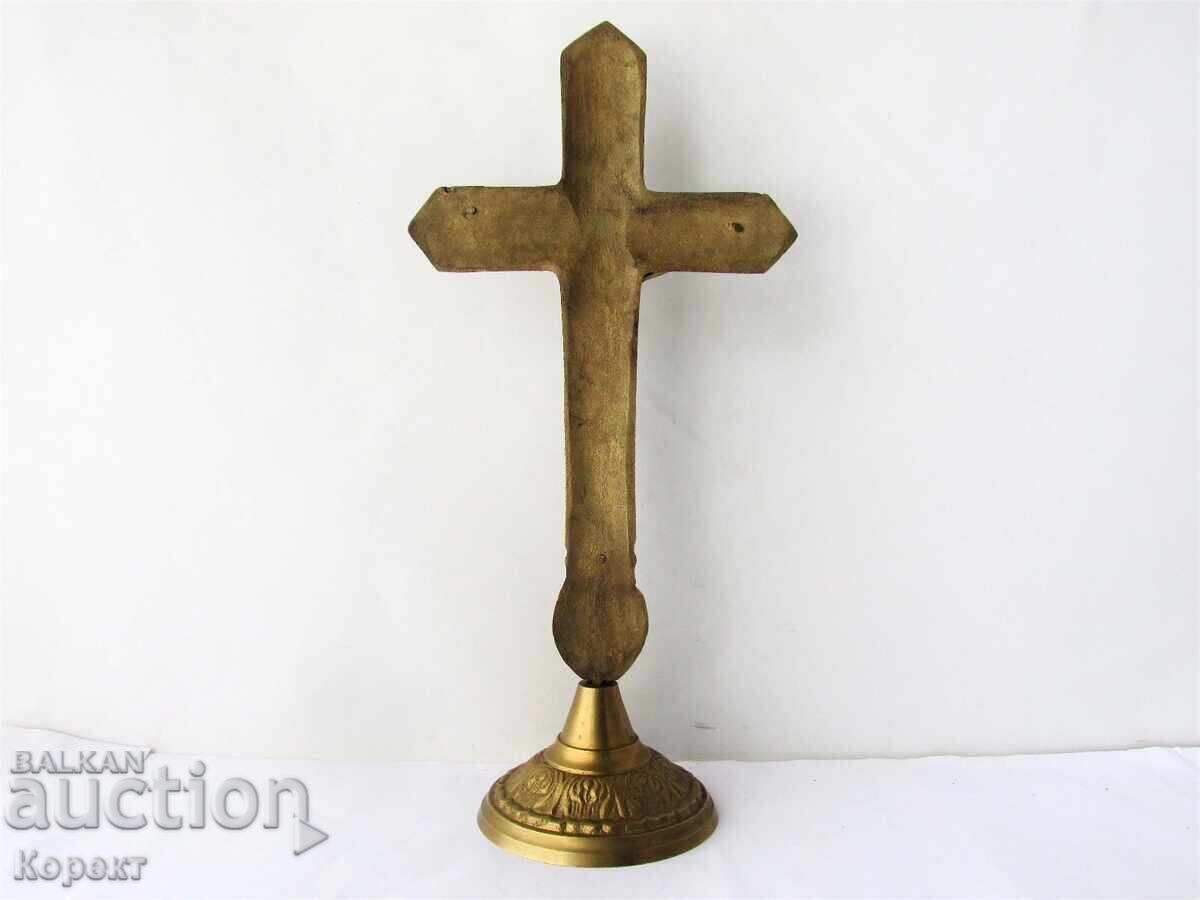 Bronze table cross, crucifix with price € 20.45 | 40.00 BGN