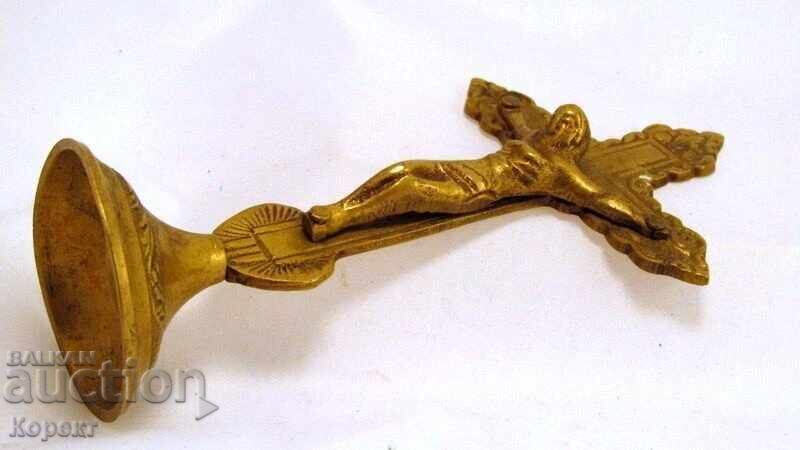 Олтарен настолен бронзов  кръст,разпятие с цена € 17.90 | 35.01 лв.