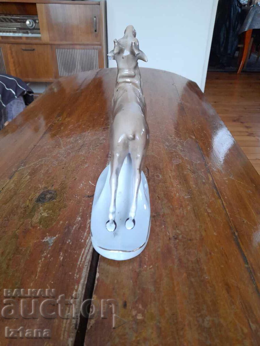 Παράδοση Παλαιό Πορσελάνινο ειδώλιο Ελαφιού