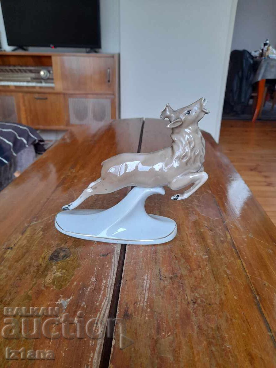 Παλαιό Πορσελάνινο ειδώλιο Ελαφιού