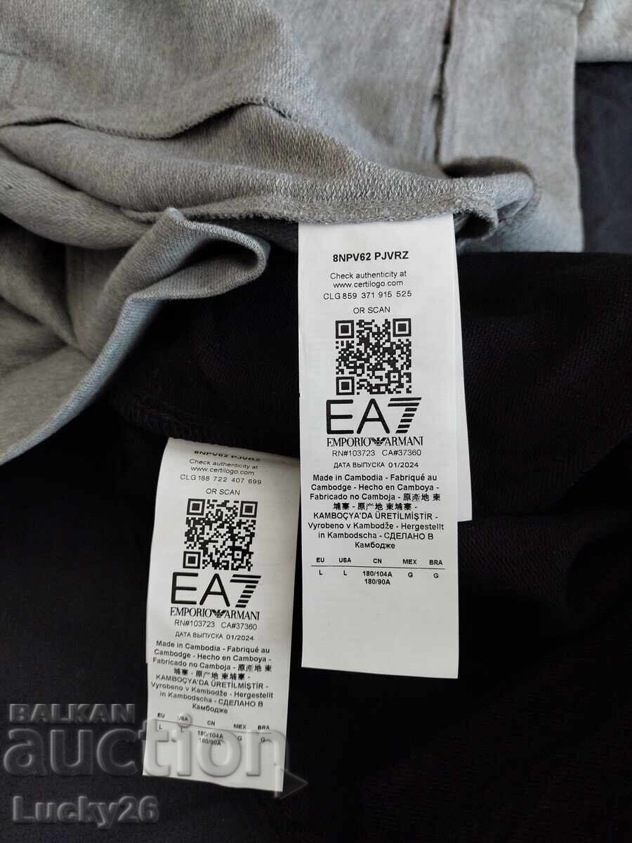 Auction EA7 Cotton Sports Suit with Hood and Double Zipper - NEW - L Auction EA7 Cotton Sports Suit with Hood and Double Zipper - NEW - L