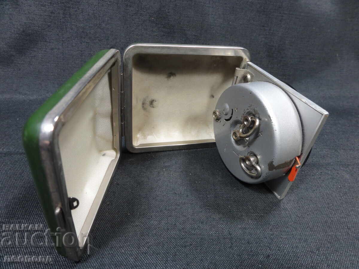 Livrarea BZC CEAS VECHI RETRO MECANIC CAS DESTEPTATOR PETER