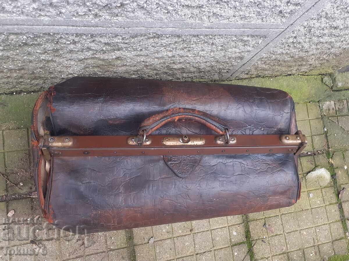 Old doctor's bag made of thick natural leather with bronze with price € 129.00 | 252.30 BGN