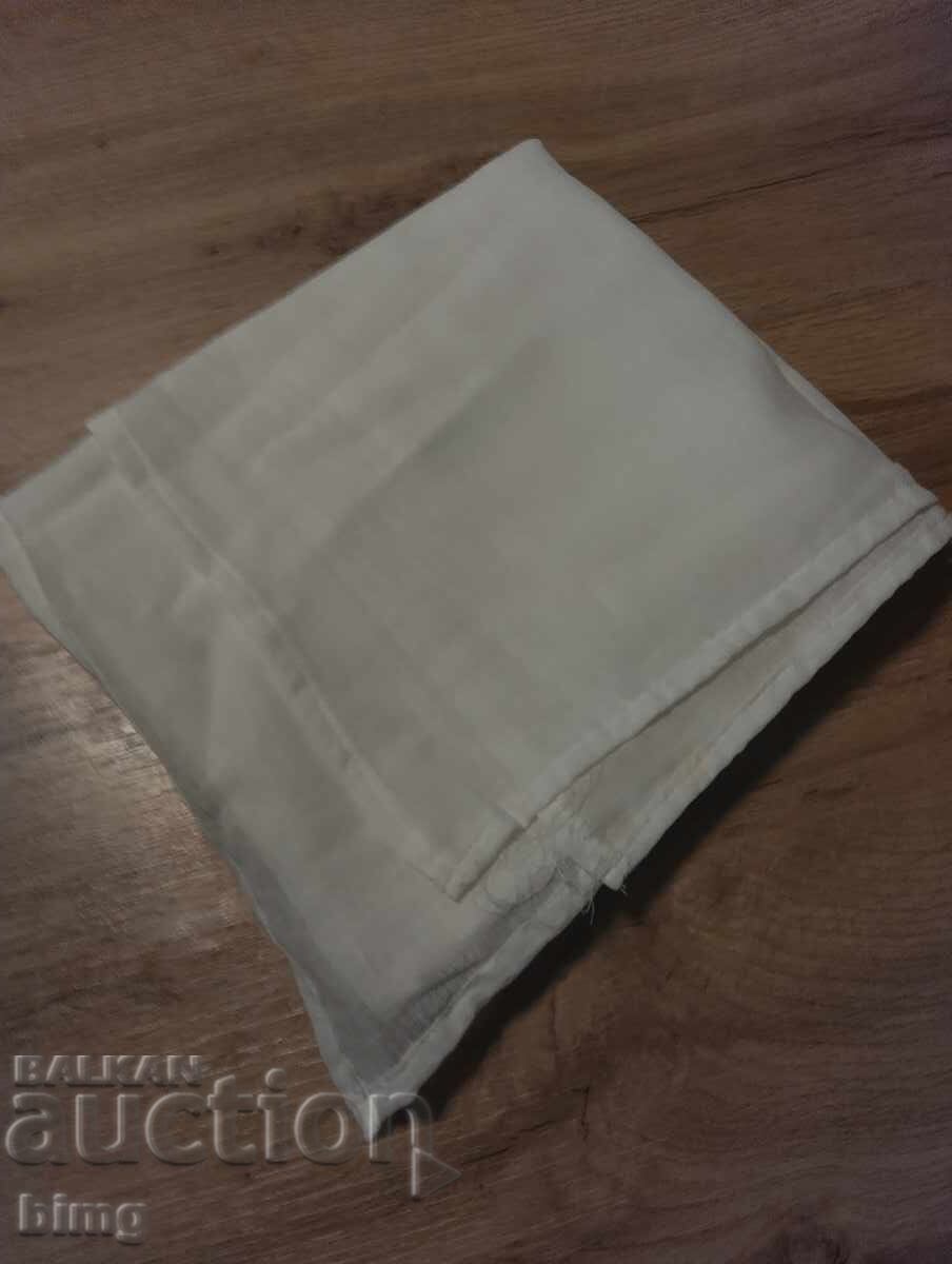 Față de masă transparentă albă 85x85 cm cu preț € 0.01 | 0.02 BGN Față de masă transparentă albă 85x85 cm cu preț € 0.01 | 0.02 BGN