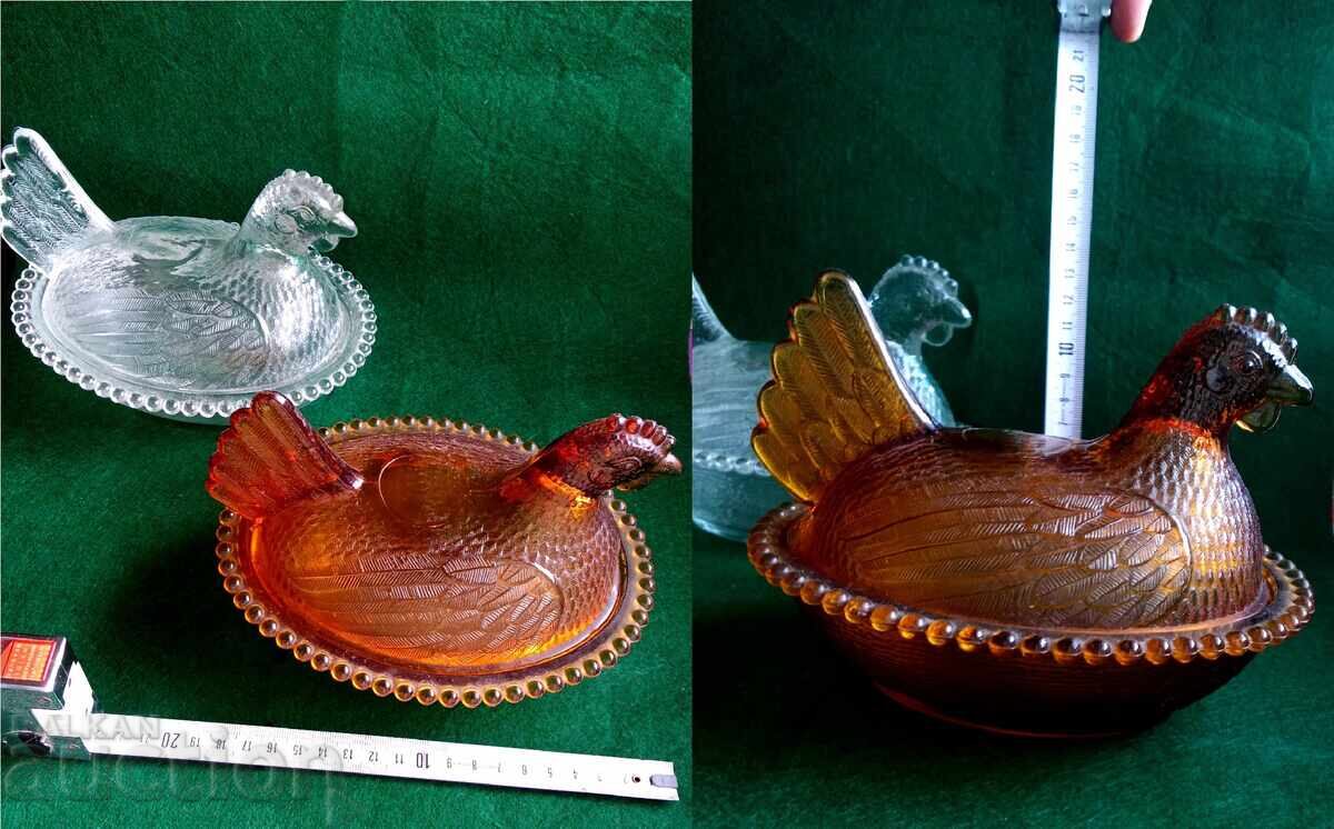 Găină de sticlă pe cuib - 6