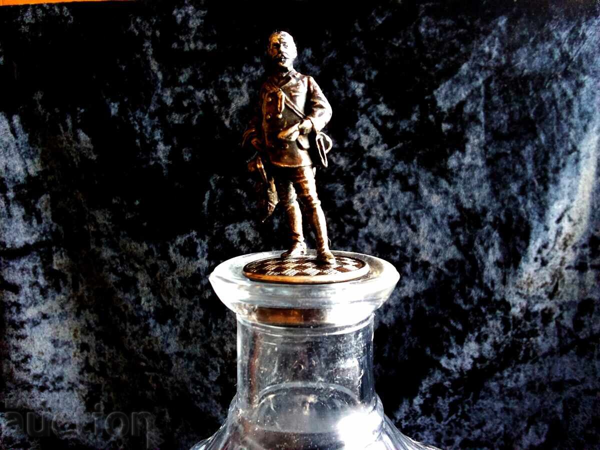 Аукцион гарафа за уиски и тапа Jack Daniel's Аукцион гарафа за уиски и тапа Jack Daniel's