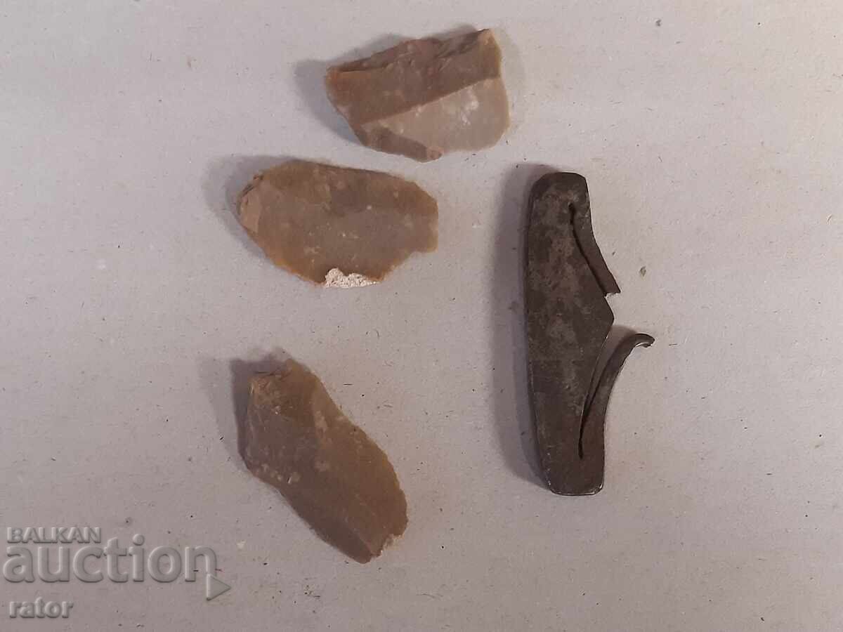 Стар автентичен  чакмак с кремъци , огниво